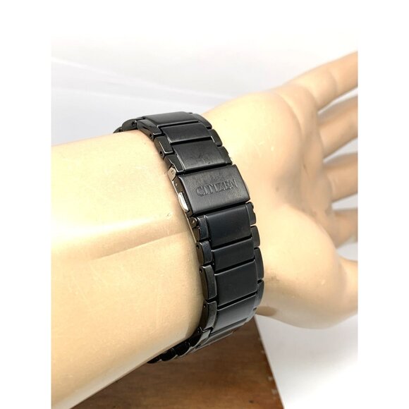 Citizen Men's Watch Eco-Drive AU1065-58E Axiom Black Dial Stainless Steel 40mm - Picture 11 of 15